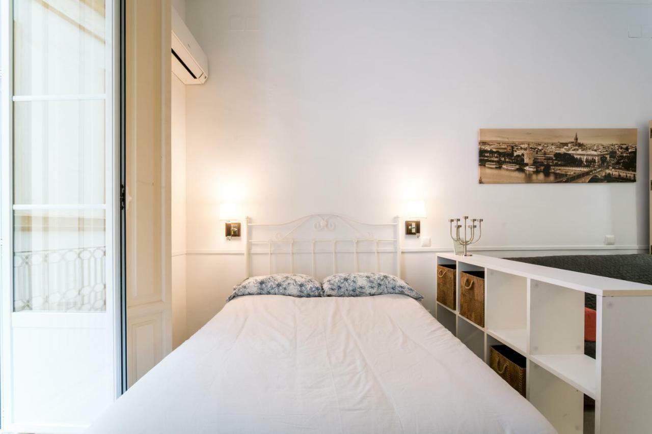 Apartment Holidays Isbilia Centro By Valcambre