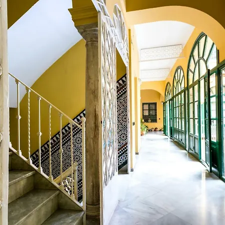 Holidays Isbilia Centro By Valcambre Seville Exterior photo